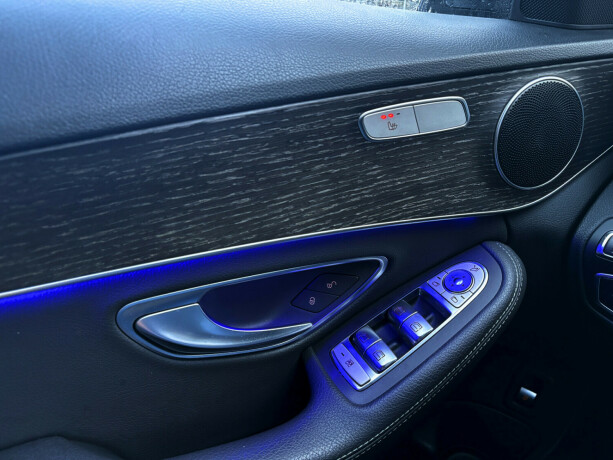 mercedes-benz-c-klasse-bensin-2019-big-21