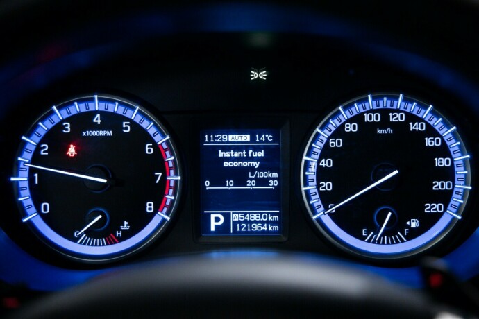 suzuki-sx4-s-cross-bensin-2015-big-20