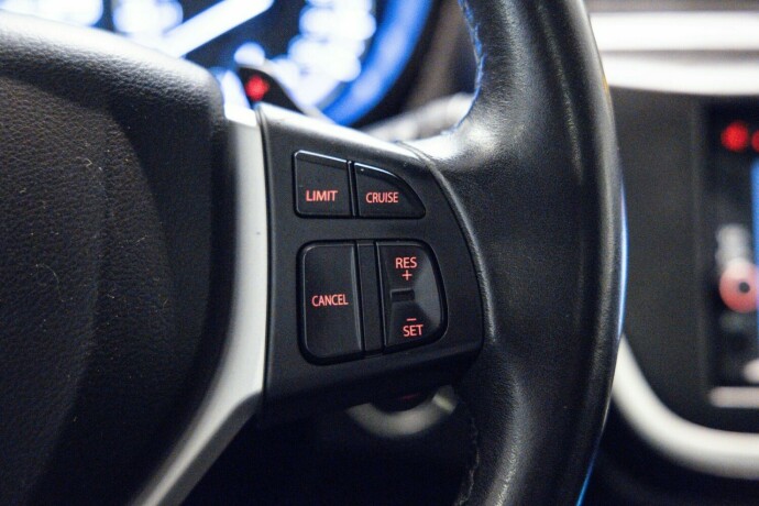 suzuki-sx4-s-cross-bensin-2015-big-17