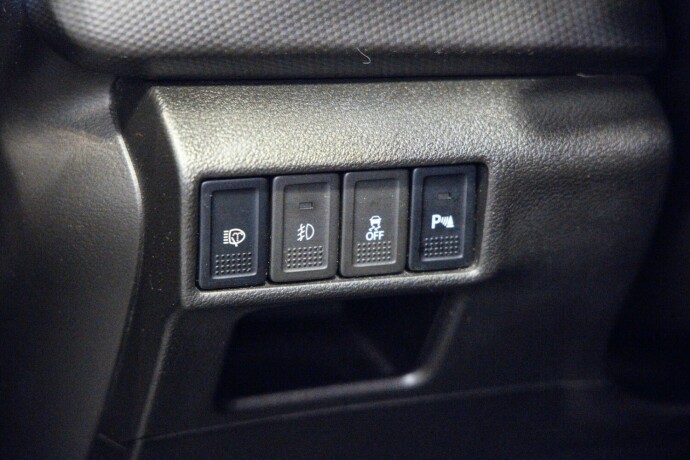 suzuki-sx4-s-cross-bensin-2015-big-14