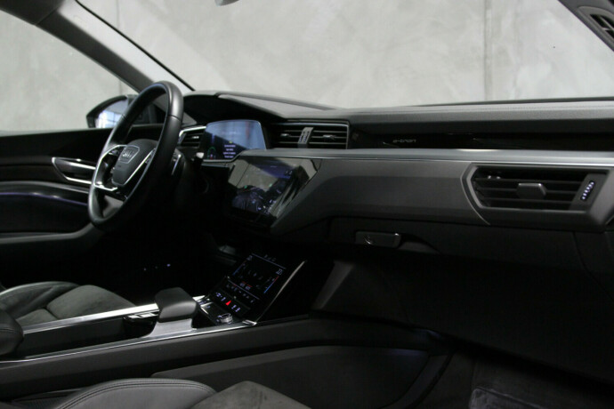 audi-e-tron-sportback-elektrisitet-2020-big-6