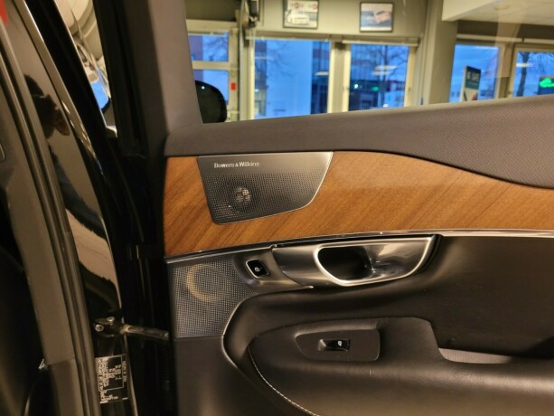 volvo-xc-90-elektrisitetbensin-2018-big-21