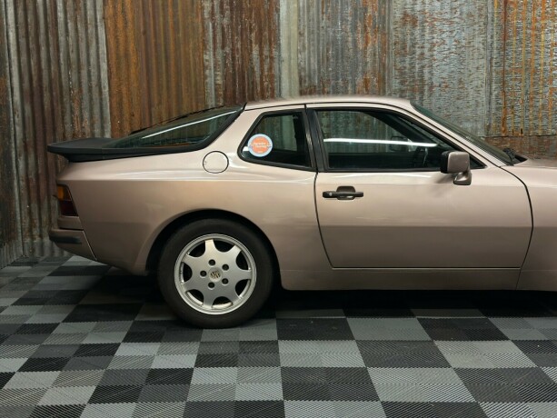 porsche-944-bensin-1987-big-4