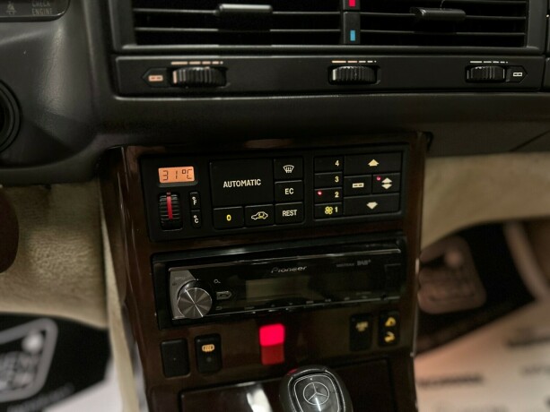 mercedes-benz-sl-bensin-1995-big-31