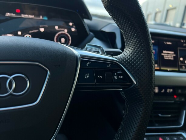 audi-e-tron-gt-rs-elektrisitet-2022-big-17