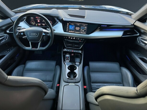audi-e-tron-gt-rs-elektrisitet-2022-big-14