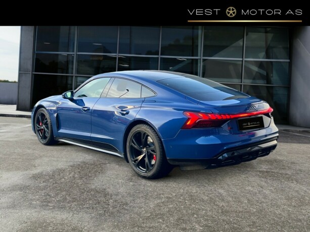 audi-e-tron-gt-rs-elektrisitet-2022-big-4