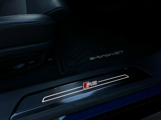 audi-e-tron-gt-rs-elektrisitet-2022-big-38