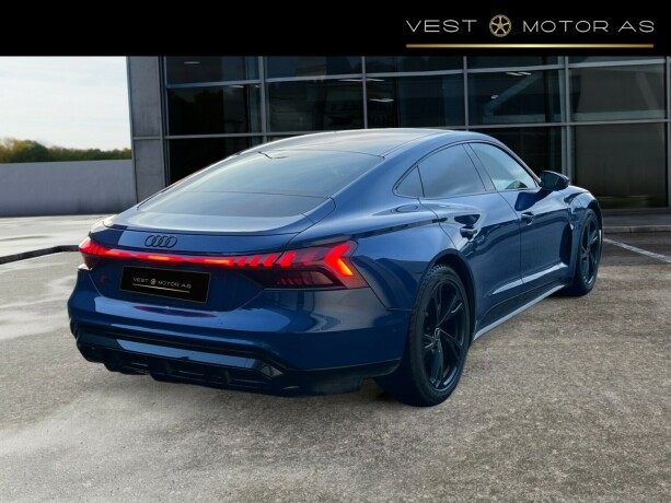 audi-e-tron-gt-rs-elektrisitet-2022-big-7