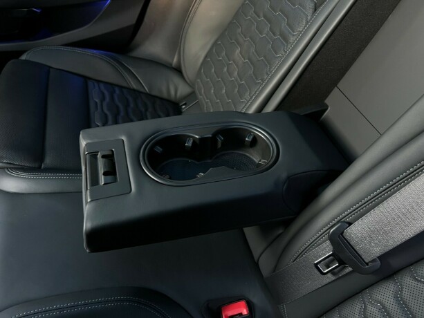 audi-e-tron-gt-rs-elektrisitet-2022-big-35