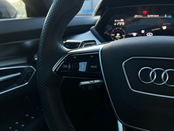 audi-e-tron-gt-rs-elektrisitet-2022-big-16