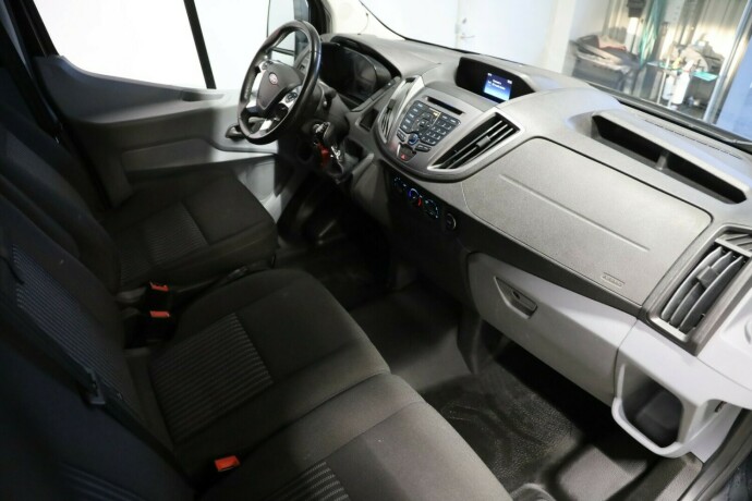 ford-transit-diesel-2017-big-8