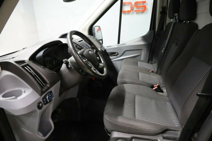 ford-transit-diesel-2017-big-7