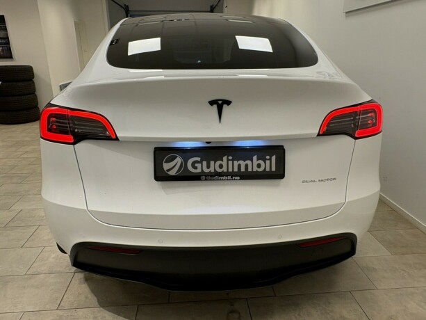 tesla-model-y-elektrisitet-2022-big-7