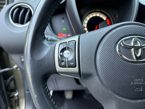 toyota-urban-cruiser-diesel-2012-big-14