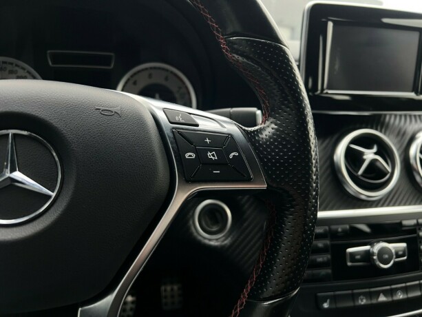 mercedes-benz-a-klasse-bensin-2015-big-18