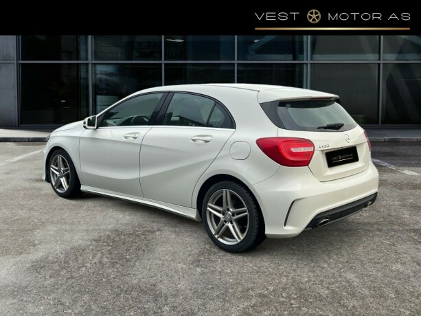 mercedes-benz-a-klasse-bensin-2015-big-4