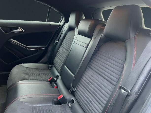 mercedes-benz-a-klasse-bensin-2015-big-11