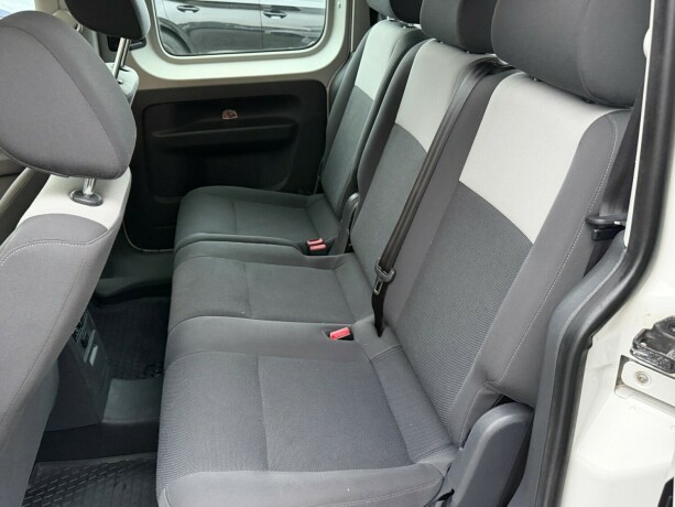 volkswagen-caddy-diesel-2014-big-13