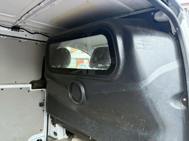 mercedes-benz-vito-diesel-2018-big-5