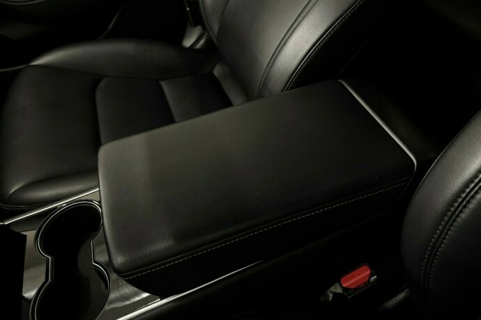 tesla-model-3-elektrisitet-2019-big-28