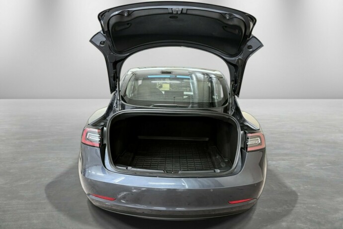 tesla-model-3-elektrisitet-2019-big-10