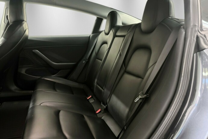 tesla-model-3-elektrisitet-2019-big-30