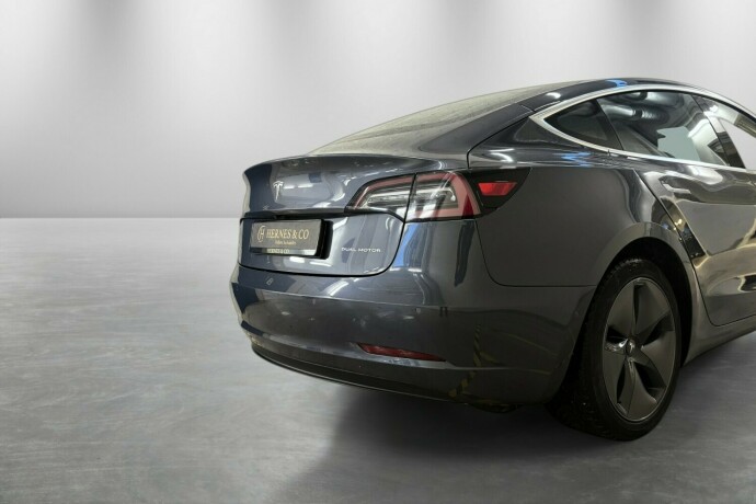 tesla-model-3-elektrisitet-2019-big-7