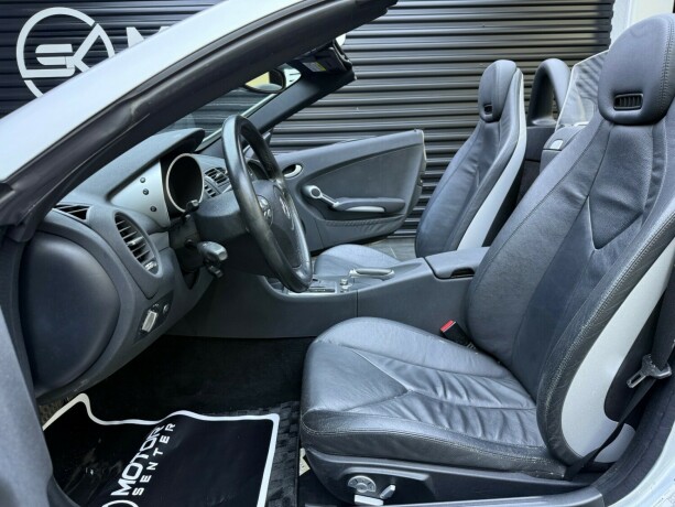 mercedes-benz-slk-bensin-2005-big-22