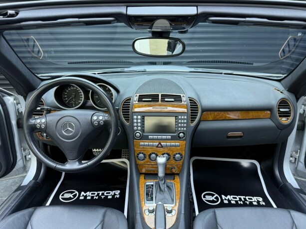 mercedes-benz-slk-bensin-2005-big-11