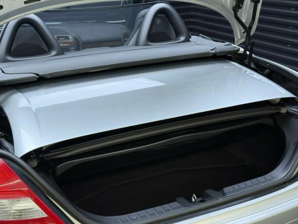 mercedes-benz-slk-bensin-2005-big-10