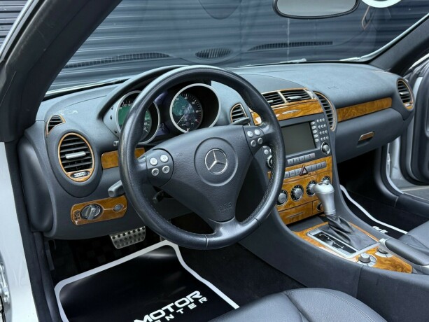 mercedes-benz-slk-bensin-2005-big-12