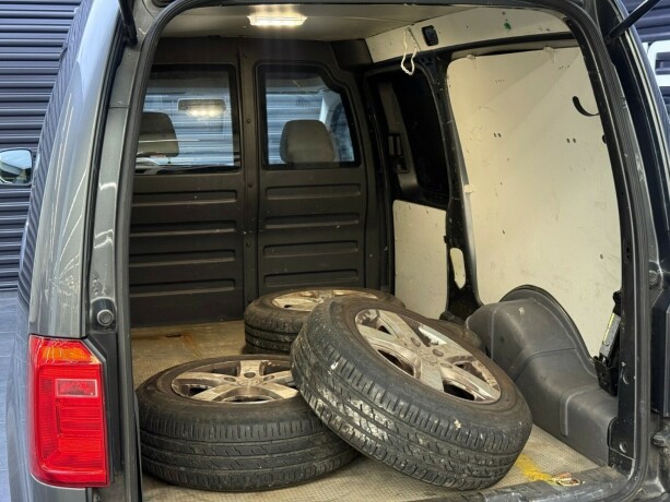 volkswagen-caddy-maxi-diesel-2016-big-23