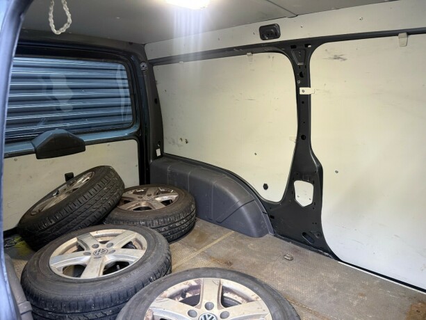 volkswagen-caddy-maxi-diesel-2016-big-22