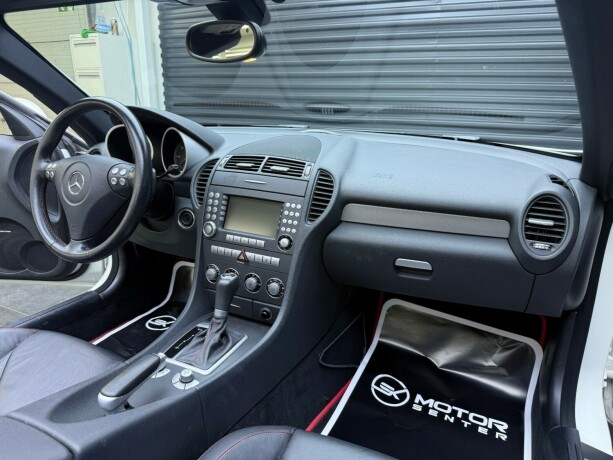 mercedes-benz-slk-bensin-2007-big-11