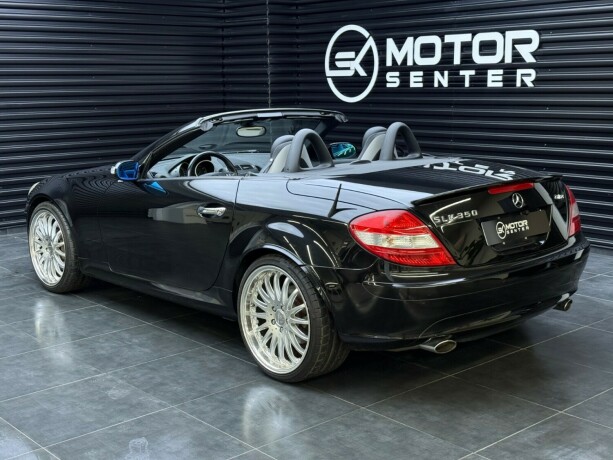 mercedes-benz-slk-bensin-2006-big-1