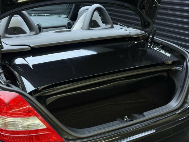 mercedes-benz-slk-bensin-2006-big-24