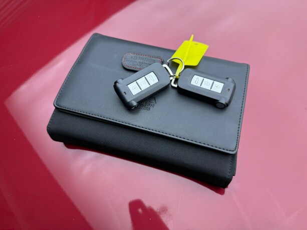 mitsubishi-outlander-elektrisitetbensin-2017-big-32