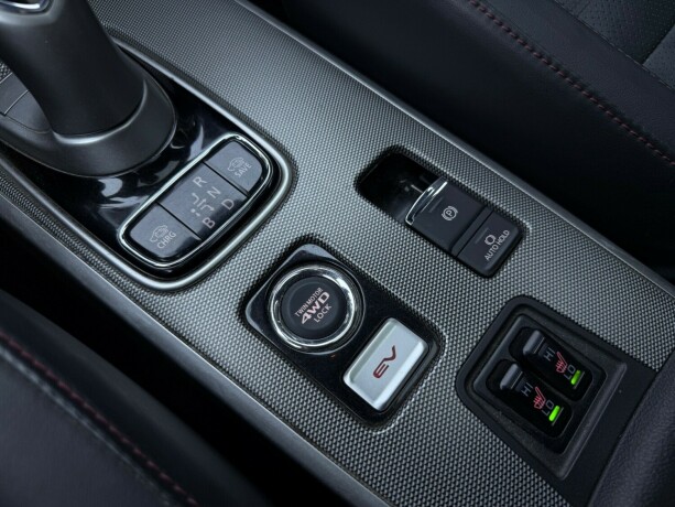 mitsubishi-outlander-elektrisitetbensin-2017-big-24