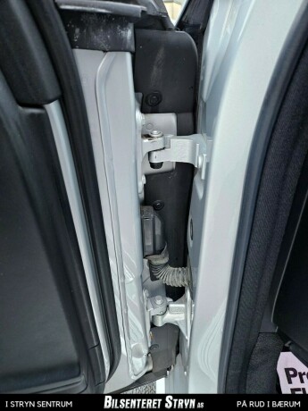 mercedes-benz-bensin-2014-big-22