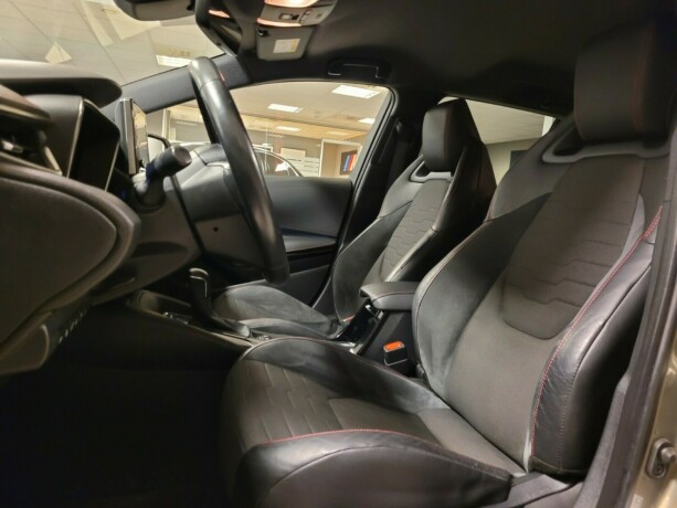 toyota-corolla-elektrisitetbensin-2019-big-21