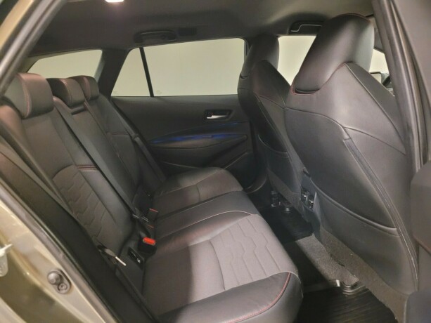 toyota-corolla-elektrisitetbensin-2019-big-17