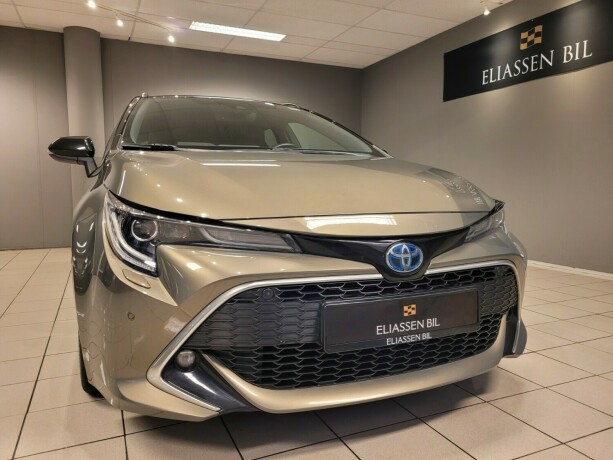 toyota-corolla-elektrisitetbensin-2019-big-9