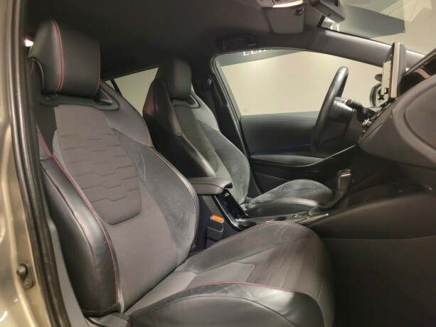 toyota-corolla-elektrisitetbensin-2019-big-13