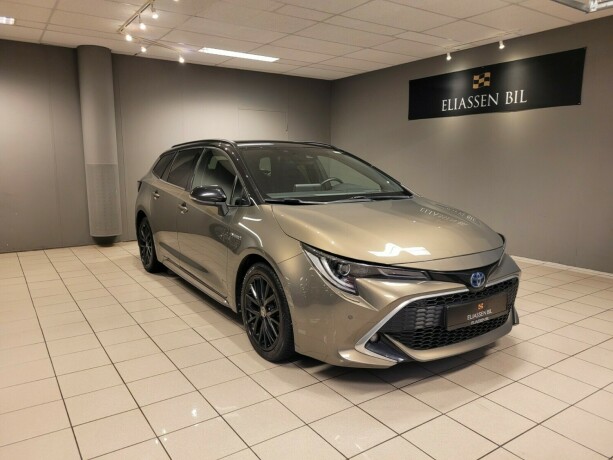 toyota-corolla-elektrisitetbensin-2019-big-10