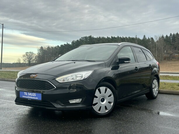ford-focus-bensin-2016-big-0