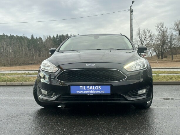 ford-focus-bensin-2016-big-1