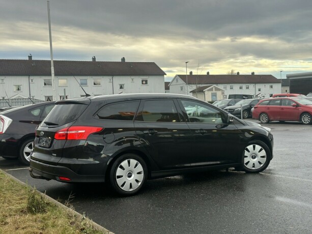 ford-focus-bensin-2016-big-3