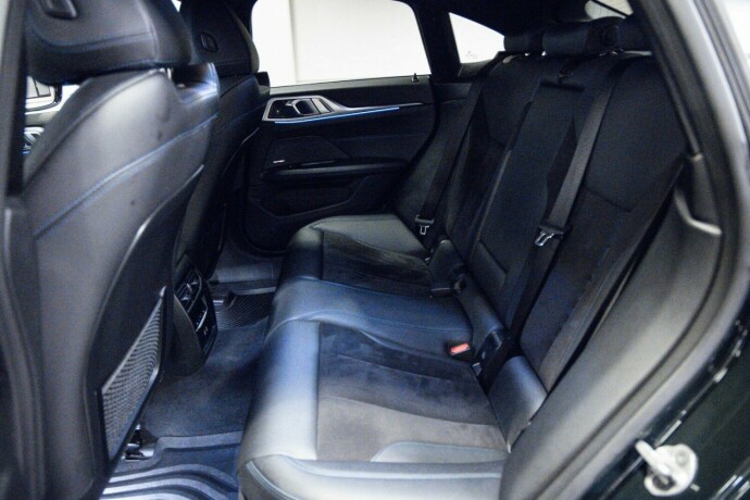 bmw-i4-m50-elektrisitet-2023-big-7