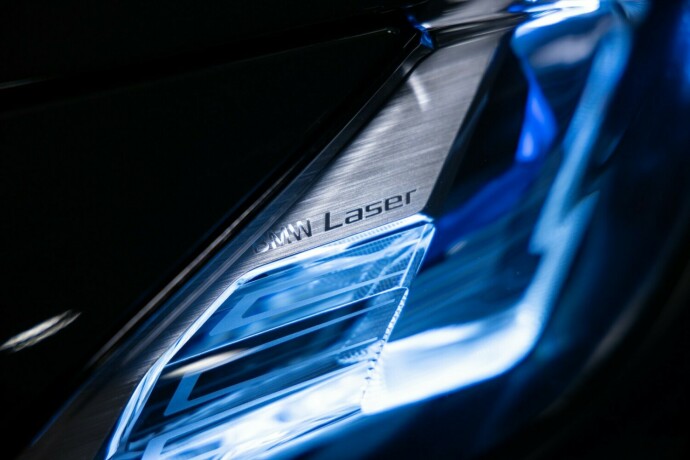 bmw-i4-m50-elektrisitet-2023-big-11